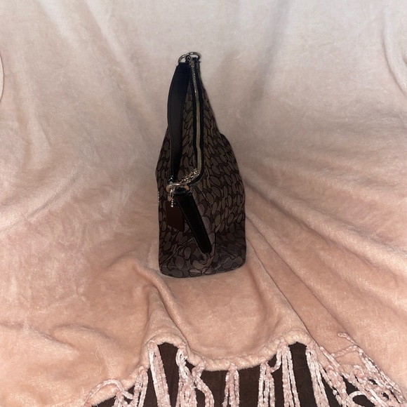 Coach Hobo satchel - Picture 3 of 5